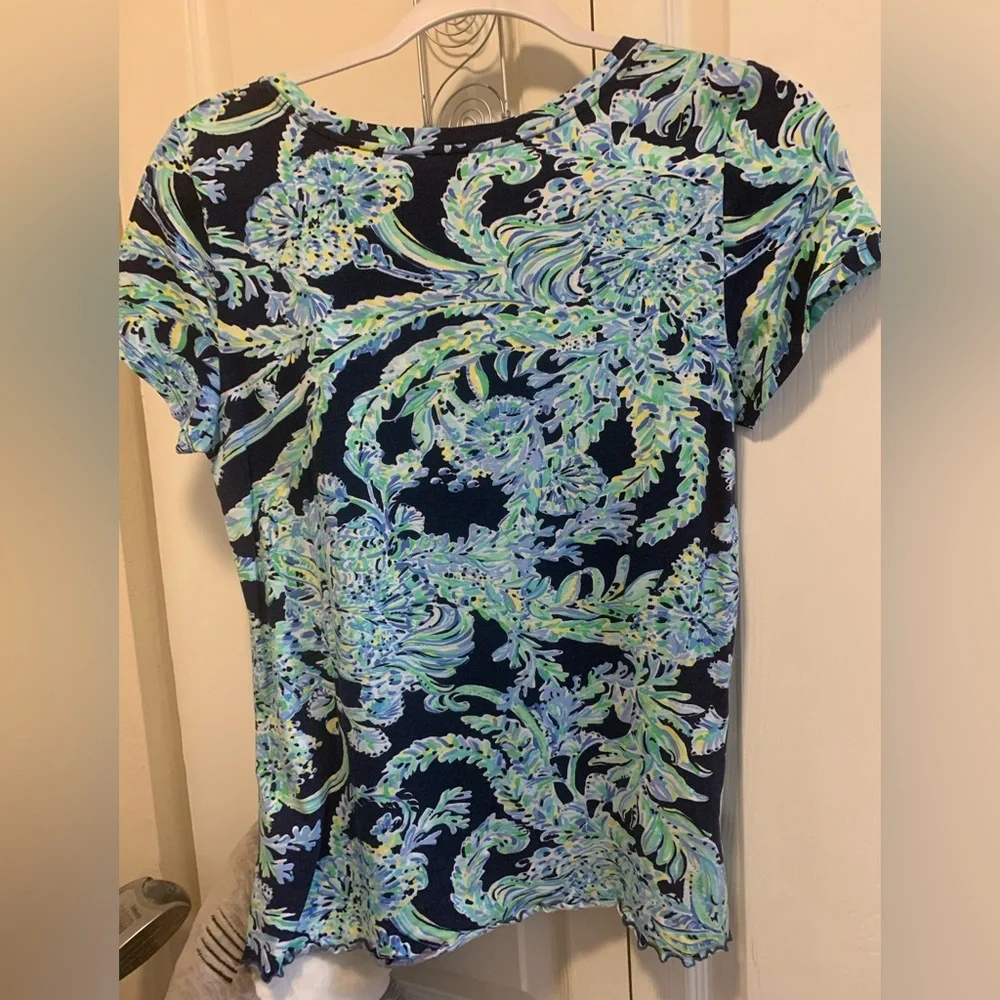 Lilly Pulitzer Print Crew Tee with lettuce edge hem - Picture 6 of 6